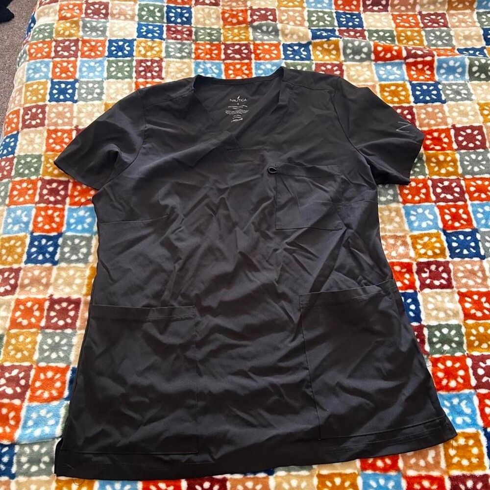 Nautica Women's Black and Navy Top